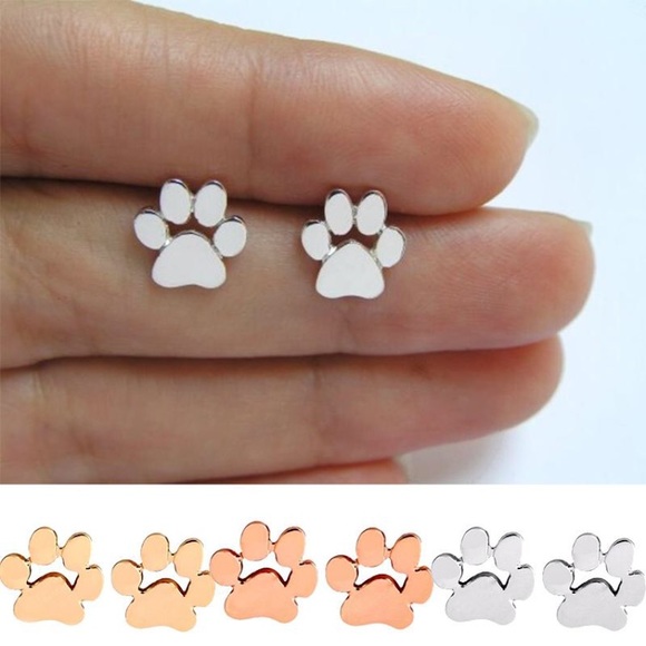 🐾 Sweet paw stud metallic earrings available in gold rose gold or silver - Picture 2 of 7